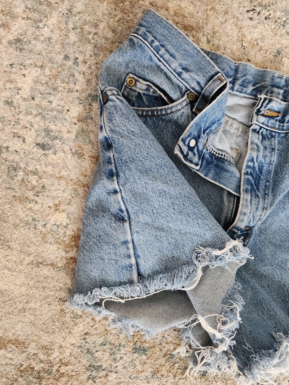L.L. Bean Light Blue Frayed Hem Denim Shorts - Picture 3 of 11
